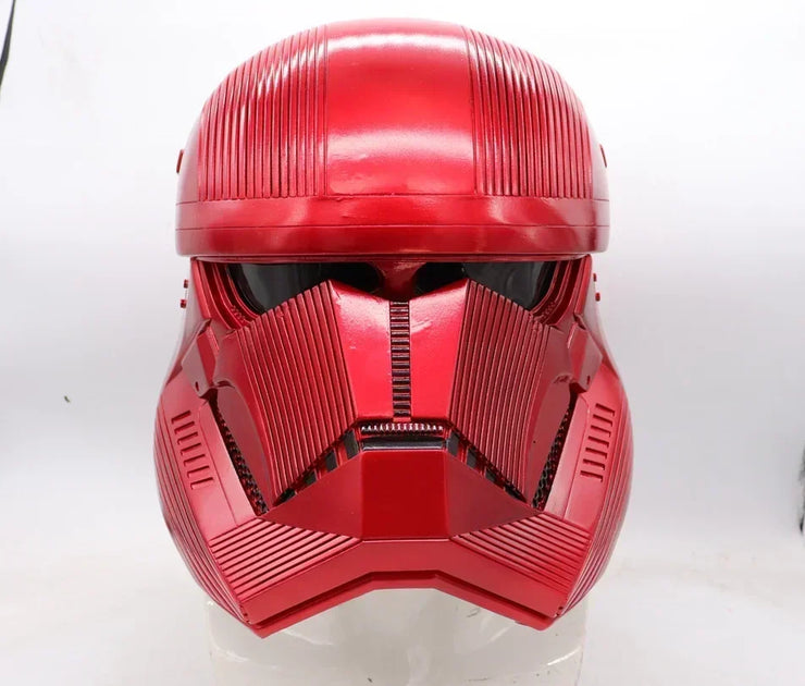 Mando Helmet On, World Off